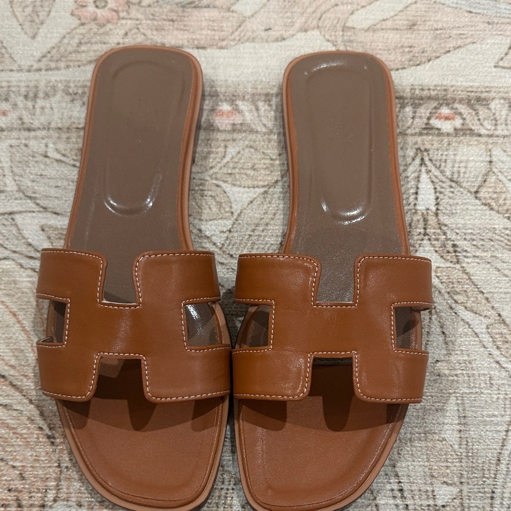 Hermes Doop Cognac Brown Leather Slide Sandals - Picture 4 of 5